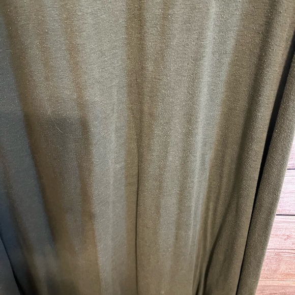 Lularoe Carly’s 3x - Picture 6 of 10